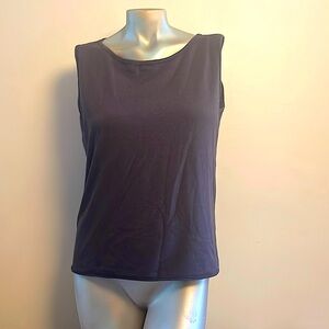 True brown tank size L